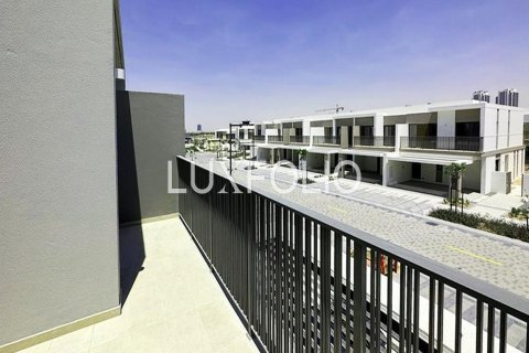 Townhouse sa Tilal Al Ghaf, Dubai, UAE 3 silid-tulugan, 200 sq.m. № 627645 - larawan 13
