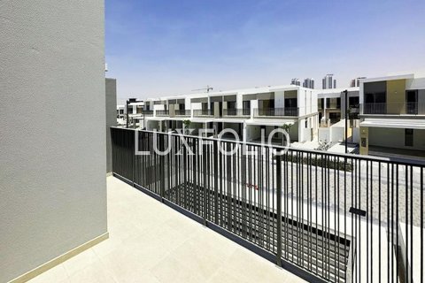 Townhouse sa Tilal Al Ghaf, Dubai, UAE 3 silid-tulugan, 200 sq.m. № 627645 - larawan 15