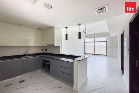 טאונהאוס להשכרה ב Dubai, איחוד האמירויות  4 חדרי שינה, 193.6 מ"ר, מספר 624866 - תמונה 6