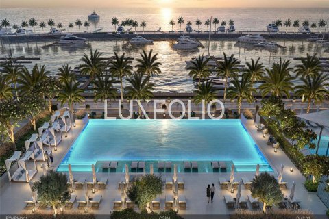 Appartamento in vendita a Mina Rashid, Dubai, EAU 3 camere da letto, 158 mq. № 627830 - foto 2