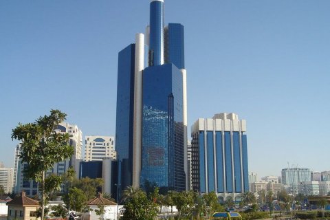 BAYNUNA TOWER asukohaga Corniche Road, Abu Dhabi, AÜE Nr 202378