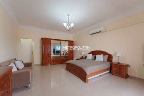 Купить коммерческую недвижимость в Al Manhal, Абу-Даби, ОАЭ 10 спален, 818м2, № 594611 - фото 15