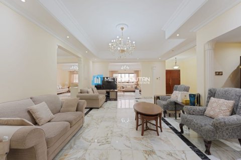Купить коммерческую недвижимость в Al Manhal, Абу-Даби, ОАЭ 10 спален, 818м2, № 594611 - фото 2