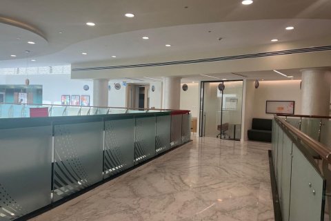 Üürile anda kontor asukohaga Al Khalidiya, Abu Dhabi, AÜE: 5800 m² Nr 594615 - pilt 6