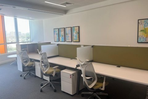 Üürile anda kontor asukohaga Al Khalidiya, Abu Dhabi, AÜE: 5800 m² Nr 594615 - pilt 2
