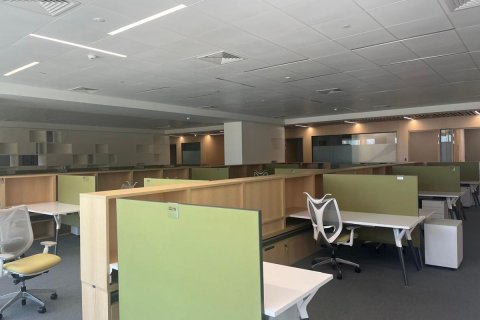 Üürile anda kontor asukohaga Al Khalidiya, Abu Dhabi, AÜE: 5800 m² Nr 594615 - pilt 13