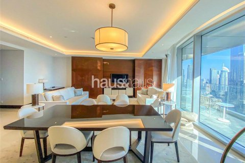 Apartmen di Downtown Dubai (Downtown Burj Dubai), Dubai, UAE 3 bilik tidur, 187 meter persegi № 626812 - foto 2