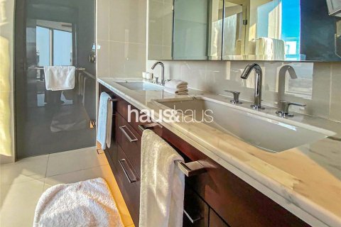 Apartmen di Downtown Dubai (Downtown Burj Dubai), Dubai, UAE 3 bilik tidur, 187 meter persegi № 626812 - foto 13