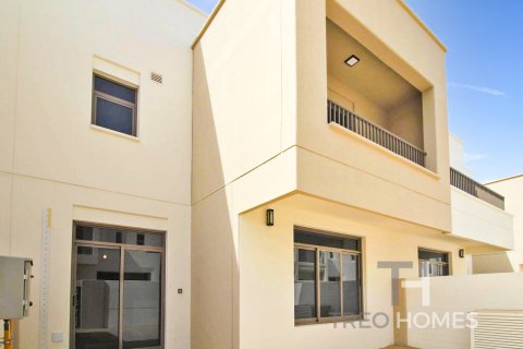 Üürile anda ridamaja asukohaga Town Square, Dubai, AÜE: 3 magamistoaga, 204 m² Nr 586759 - pilt 2