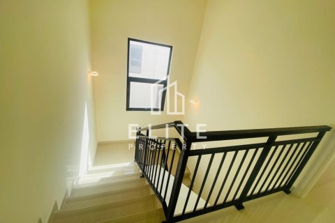 Villa in Dubai, UAE 3 bedrooms № 623452 - photo 18