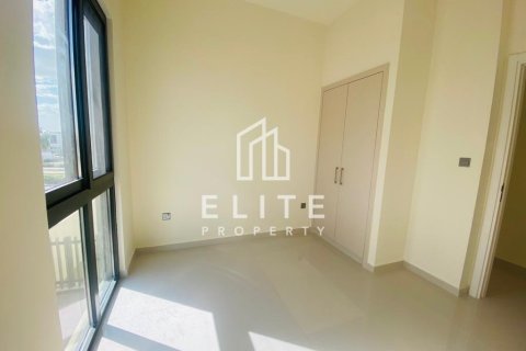 Villa in Dubai, UAE 3 bedrooms № 623452 - photo 8