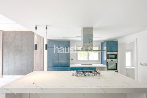 Vilë në Meadows, Dubai, Emiratet e Bashkuara Arabe 5 dhoma gjumi, 353 m2. № 626649 - Foto 3