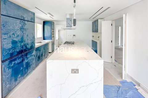 Vilë në Meadows, Dubai, Emiratet e Bashkuara Arabe 5 dhoma gjumi, 353 m2. № 626649 - Foto 7
