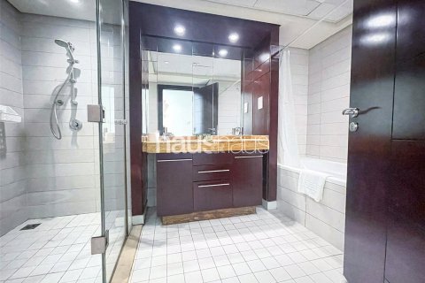 Apartment in Downtown Dubai (Downtown Burj Dubai), Dubai, UAE 2 bedrooms, 121 sq.m. № 626646 - photo 16