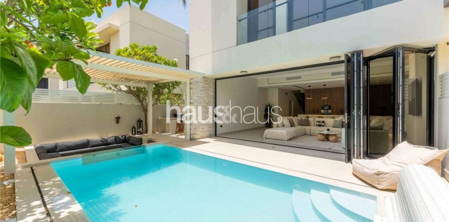 DAMAC Hills (Akoya by DAMAC)、Dubai、UAEにあるタウンハウス 4ベッドルーム、257 m2 No626164