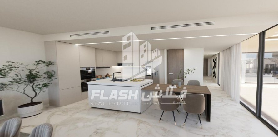 Villa in Al Hamra Village, Ras Al Khaimah, VAE: 5 Schlafzimmer, 799 m2 Nr. 611756