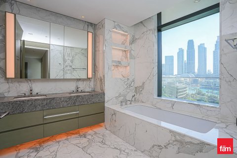 Byt v Dubai, SAE 4 ložnice, 484.1 m² Č.: 622927 - fotografie 17