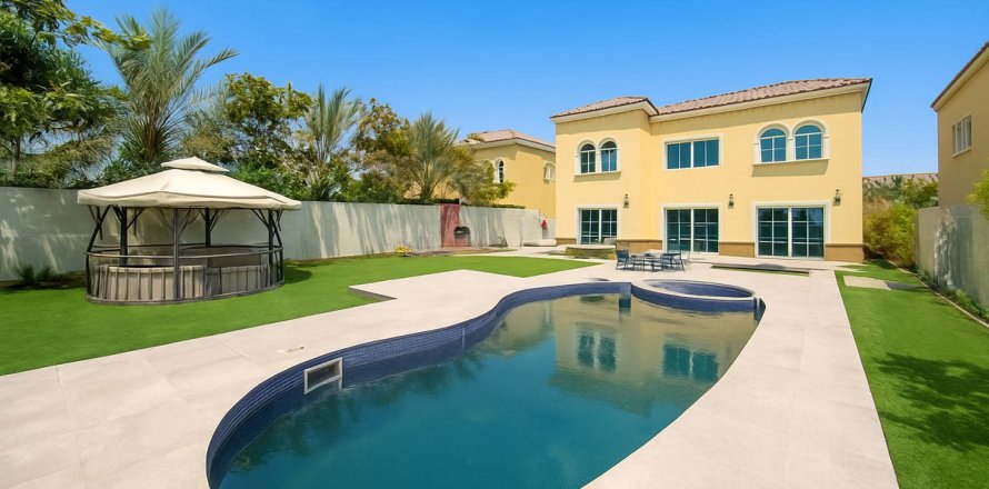 Vila v Dubai, SAE 4 ložnice, 759.1 m² Č.: 622925