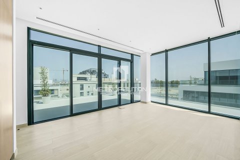 Villa in Dubai, UAE 5 bedrooms, 474 sq.m. № 593593 - photo 17