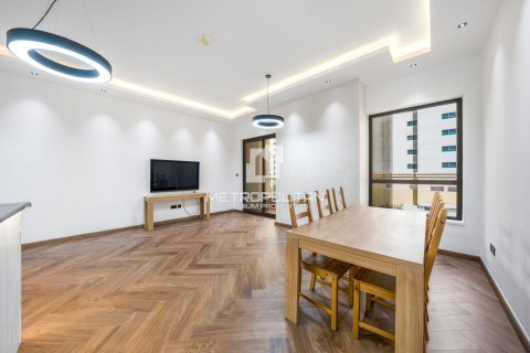 Apartment in Jumeirah Beach Residence, Dubai, UAE 2 bedrooms, 110 sq.m. № 593591 - photo 5