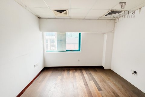 Sklad v Al Garhoud, Dubai, SAE 557.4 m² Č.: 574573 - fotografie 6
