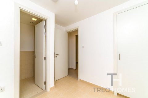 Řadový dům v Town Square, Dubai, SAE 4 ložnice, 225 m² Č.: 586716 - fotografie 9