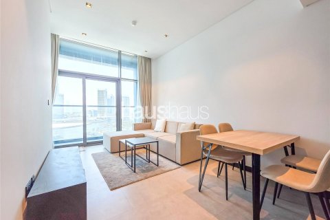 Apartmen di Business Bay, Dubai, UAE 1 bilik tidur, 56 meter persegi № 625904 - foto 1