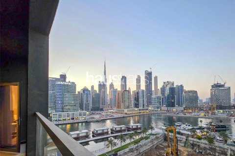 Apartmen di Business Bay, Dubai, UAE 1 bilik tidur, 56 meter persegi № 625904 - foto 6