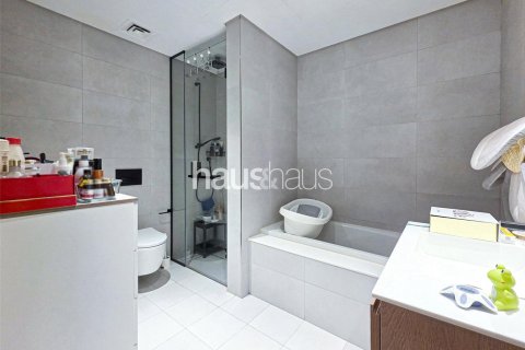 Apartament në Business Bay, Dubai, Emiratet e Bashkuara Arabe 3 dhoma gjumi, 156 m2. № 625906 - Foto 12