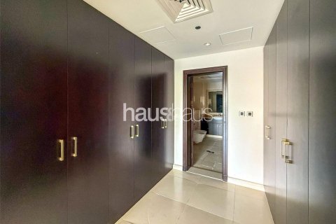 Apartment in Palm Jumeirah, Dubai, UAE 2 bedrooms, 202 sq.m. № 625791 - photo 6