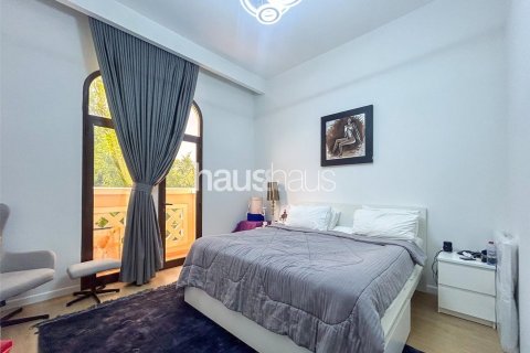 Řadový dům v Mudon, Dubai, SAE 4 ložnice, 352 m² Č.: 625905 - fotografie 7