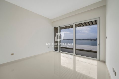 Apartmen di Dubai Harbour, Dubai, UAE 2 bilik tidur, 146 meter persegi № 592907 - foto 8