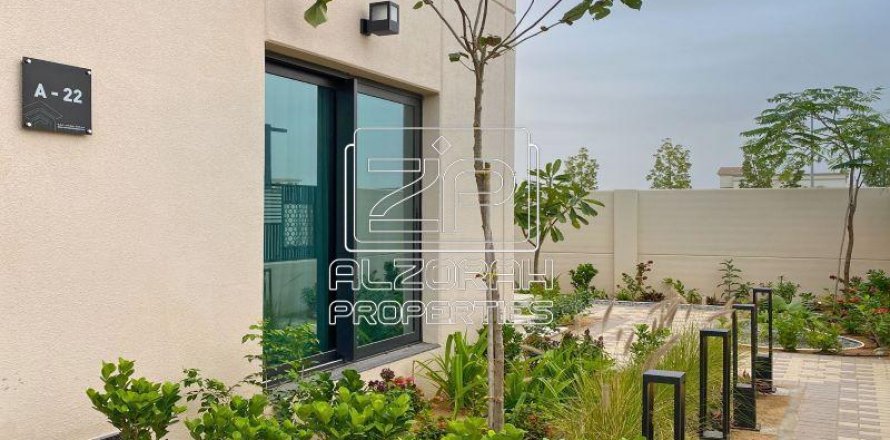 Townhouse sa Sharjah, UAE 3 silid-tulugan, 195.1 sq.m. № 596424