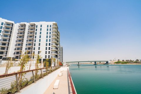 Byt na Yas Island, Abu Dhabi, SAE 3 ložnice, 130 m² Č.: 593907 - fotografie 3
