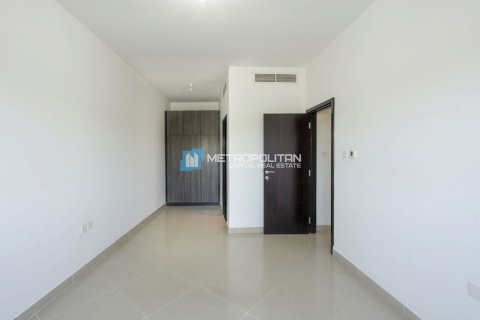 Apartment in Al Reef, Abu Dhabi, UAE 3 bedrooms, 147 sq.m. № 593910 - photo 5