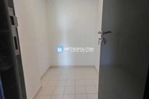 Apartment in Al Reef, Abu Dhabi, UAE 3 bedrooms, 147 sq.m. № 593910 - photo 10