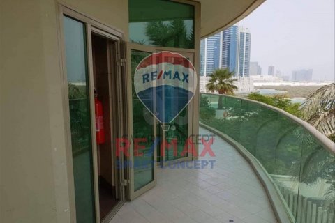 Appartamento in vendita a Al Reem Island, Abu Dhabi, EAU 3 camere da letto, 191.8 mq. № 550713 - foto 2