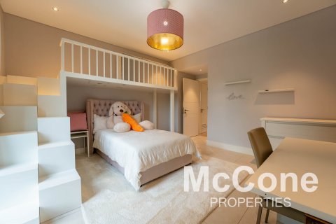 Vila di Jumeirah Golf Estates, Dubai, UAE 6 bilik tidur, 1070.34 meter persegi № 586806 - foto 13