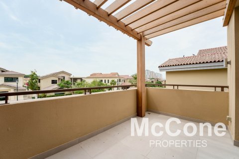 Vila di Jumeirah Golf Estates, Dubai, UAE 6 bilik tidur, 1070.34 meter persegi № 586806 - foto 23
