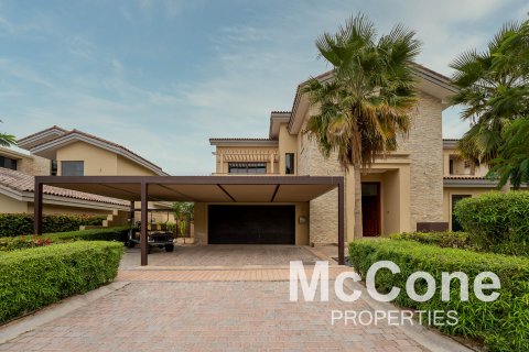 Vila di Jumeirah Golf Estates, Dubai, UAE 6 bilik tidur, 1070.34 meter persegi № 586806 - foto 27