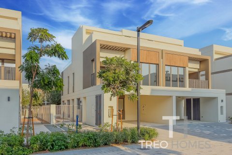 Vilă de închiriat în Tilal Al Ghaf, Dubai, EAU 4 dormitoare, 317 mp.  №586616 - poză 3