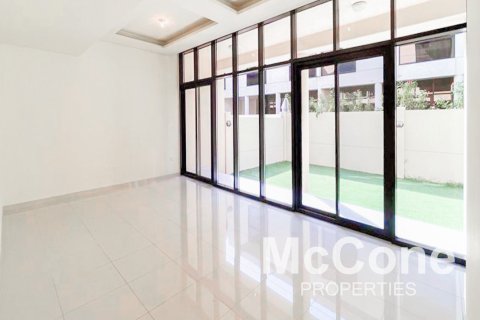 Vila v DAMAC Hills (Akoya by DAMAC), Dubai, SAE 3 ložnice, 253.81 m² Č.: 586807 - fotografie 1