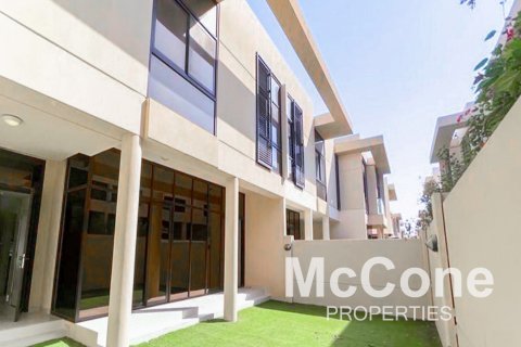 Vila v DAMAC Hills (Akoya by DAMAC), Dubai, SAE 3 ložnice, 253.81 m² Č.: 586807 - fotografie 11