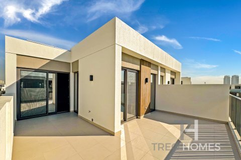 Villa in Tilal Al Ghaf, Dubai, UAE 4 bedrooms, 317 sq.m. № 586615 - photo 3