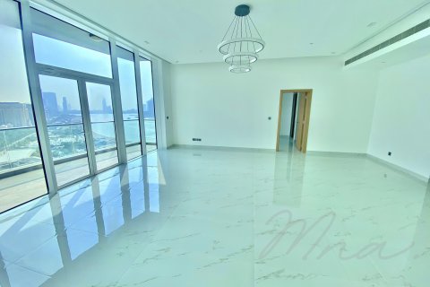 Palm Jumeirah, Dubai, संयुक्त अरब अमीरात में अपार्टमेंट, 3 बेडरूम, 211.8 वर्ग मीटर, संख्या 576838 - फ़ोटो 3