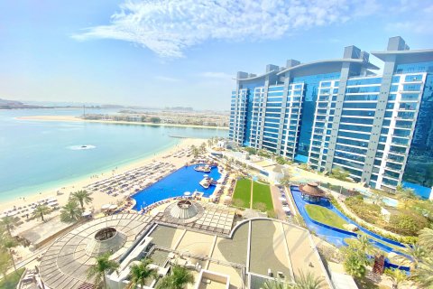 Palm Jumeirah, Dubai, संयुक्त अरब अमीरात में अपार्टमेंट, 3 बेडरूम, 211.8 वर्ग मीटर, संख्या 576838 - फ़ोटो 1