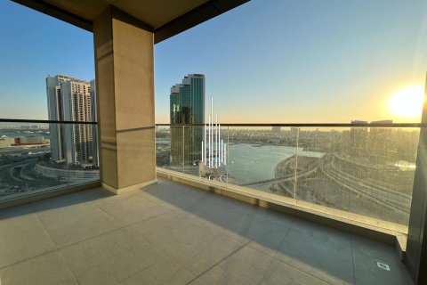 Apartament në Al Reem Island, Abu Dhabi, Emiratet e Bashkuara Arabe 2 dhoma gjumi, 191.7 m2. № 591756 - Foto 1