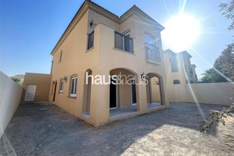 Townhouse in Dubai Land, Dubai, UAE 3 bedrooms, 244 sq.m. № 626033 - photo 16