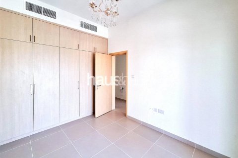 Townhouse in Dubai Land, Dubai, UAE 3 bedrooms, 244 sq.m. № 626033 - photo 7