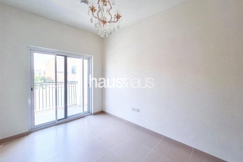 Townhouse in Dubai Land, Dubai, UAE 3 bedrooms, 244 sq.m. № 626033 - photo 9